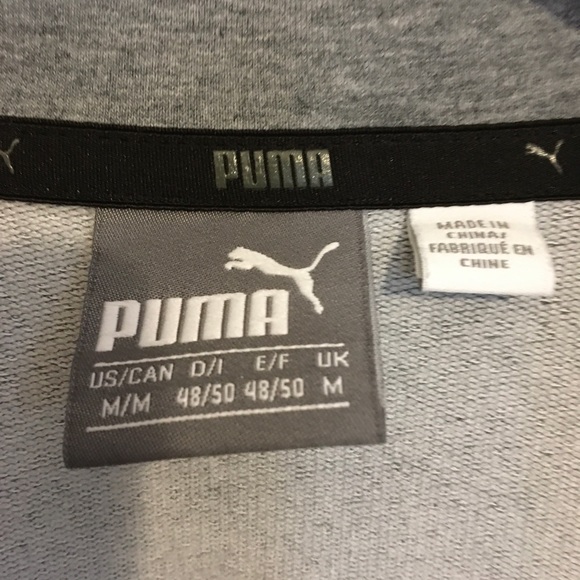 EUC- worn once or twice. Puma 1/4 zip w/black stripe down arms. Size M - Picture 2 of 4